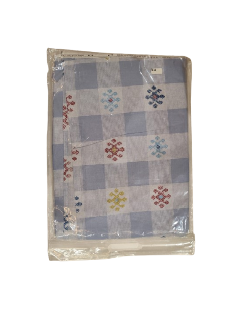Deewan size with 2 pillow covers